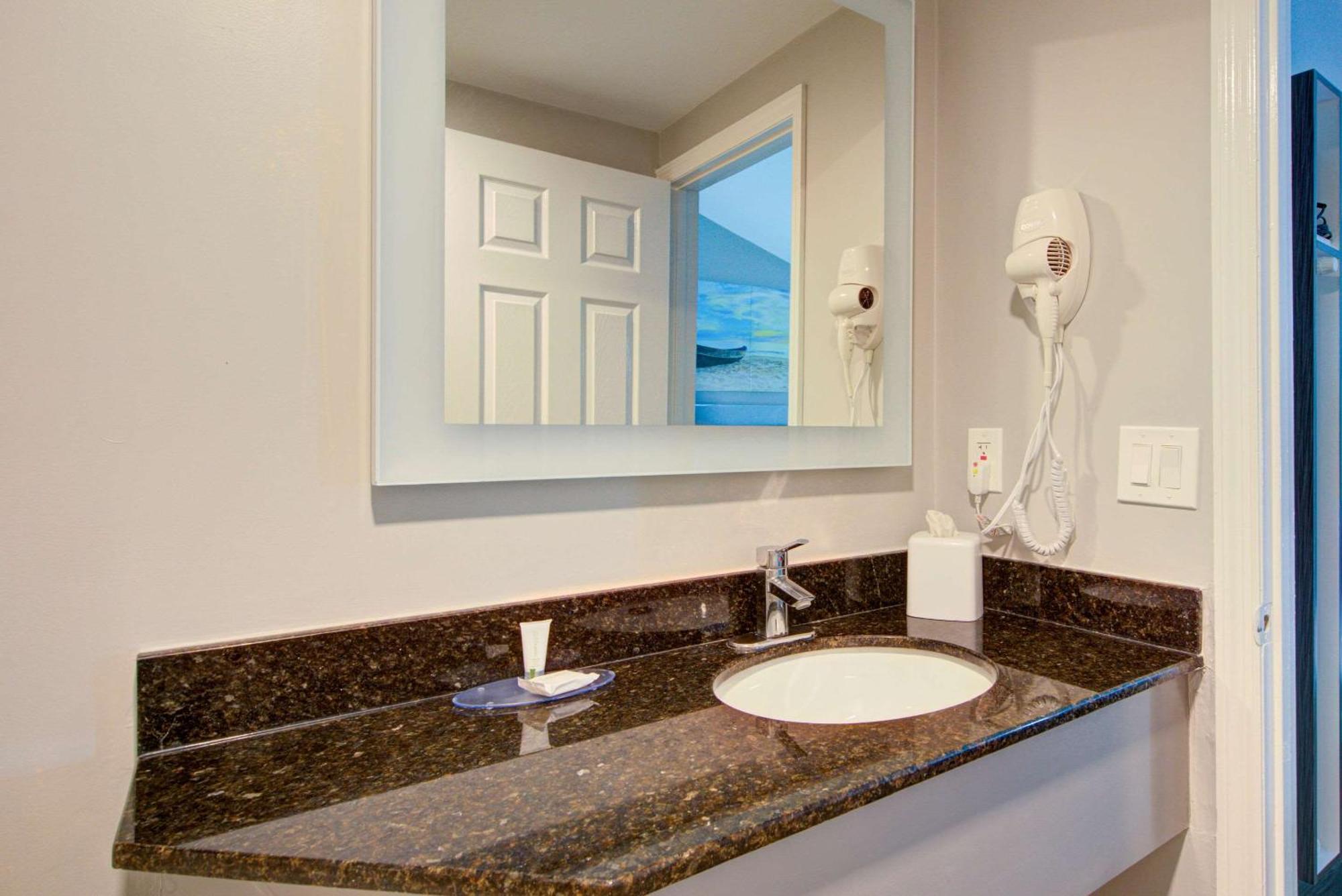Clarion Pointe Tampa-brandon Near Fairgrounds And Casino 2* Mango